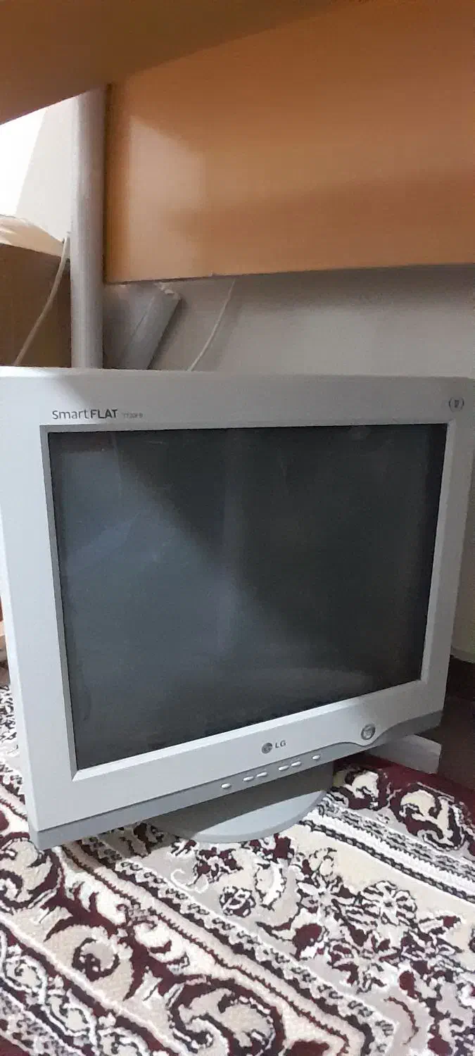 مانتیور کامپیوتر|قطعات و لوازم جانبی رایانه|نجف‌آباد, شهدای غربی|دیوار