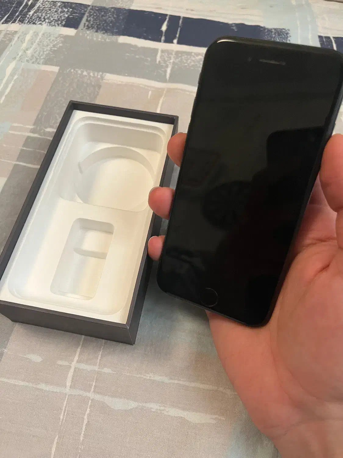 Apple 8 نرمال|موبایل|تهران, پونک|دیوار