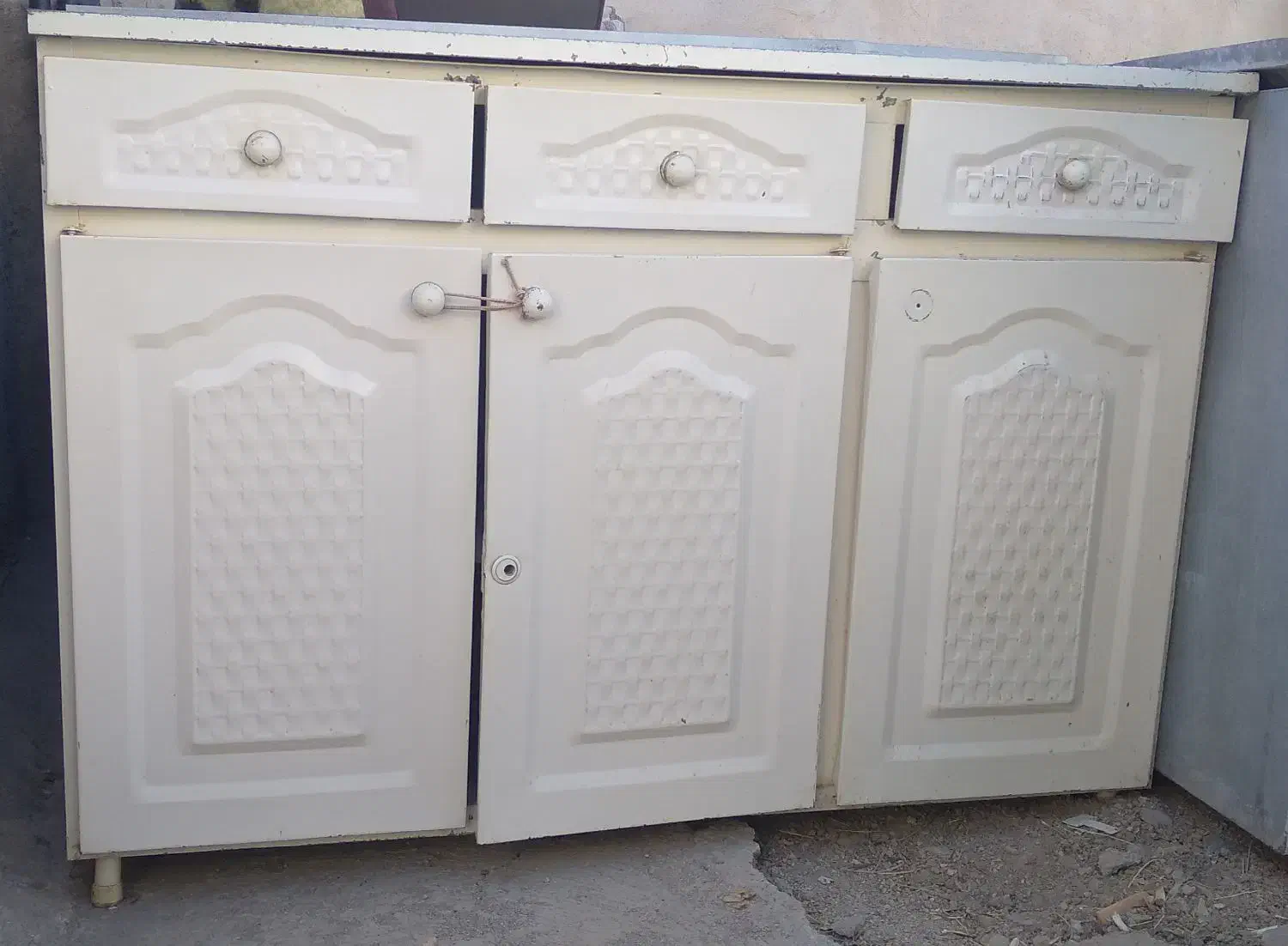 سه عدد سالم و ارزان|آب‌چکان و نظم‌دهنده ظروف|نهاوند, |دیوار