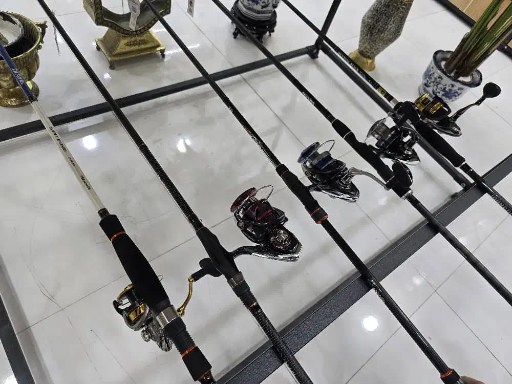 چوب وچرخ حرفه ای مناسب اسپین|ماهیگیری|بوشهر, |دیوار