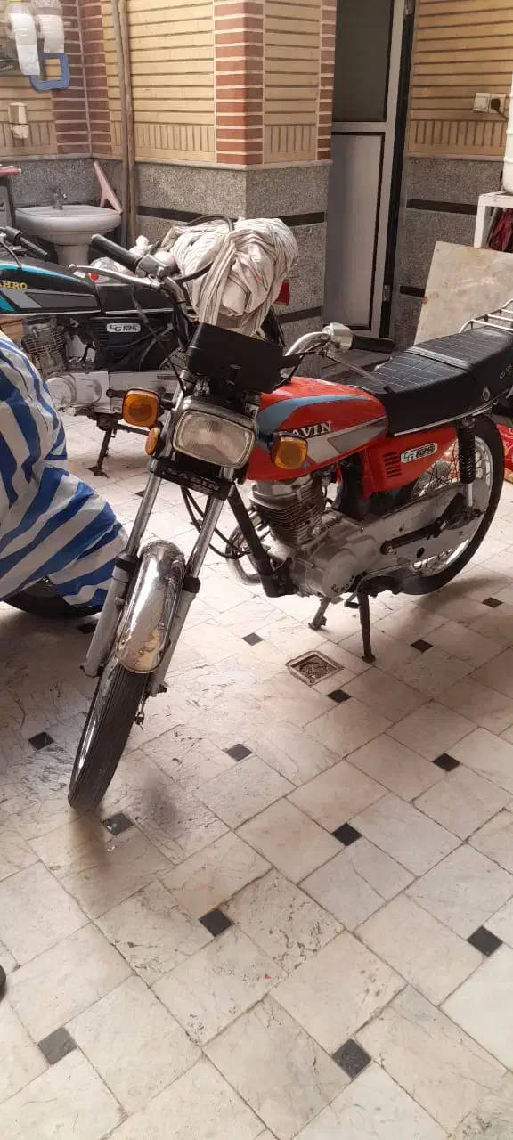 موتور هندا مدل ۸۷ در حد نو ۷۰ درصد فابریک|موتورسیکلت|قم, یزدان‌شهر|دیوار