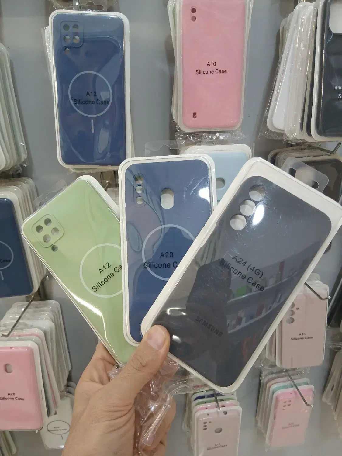 پخش لوازم جانبی کف بازار به صورت عمده و تک|لوازم جانبی موبایل و تبلت|مشهد, جوادیه|دیوار