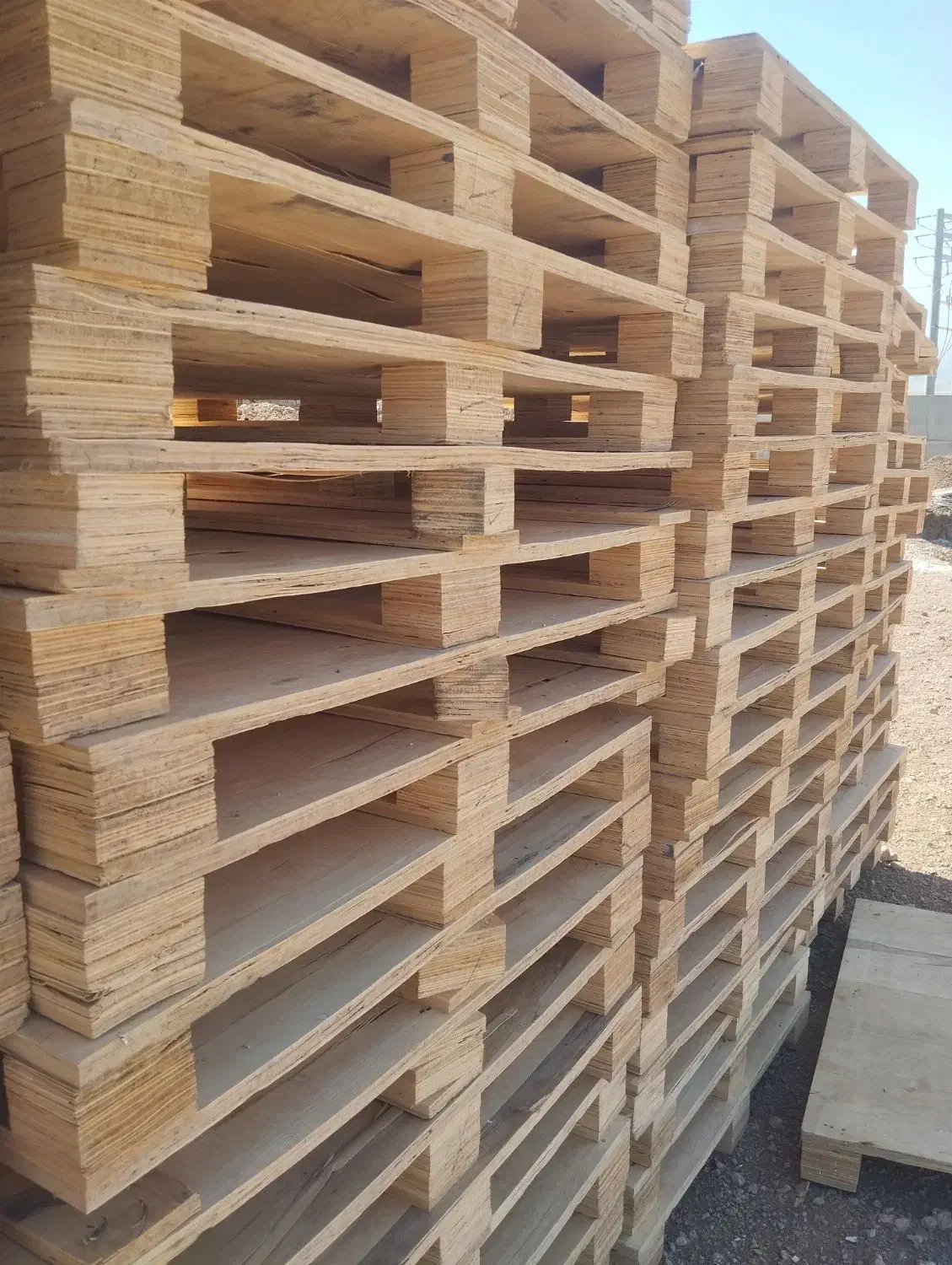 پالت چوبی فشرده|عمده‌فروشی|پادنا, |دیوار