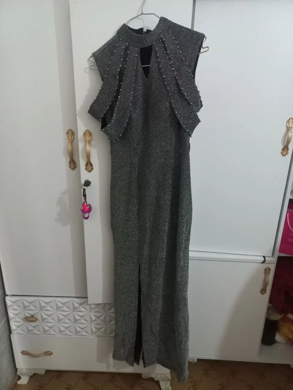 ۳ عدد لباس مجلسی شیک|لباس|قم, قلعه کامکار|دیوار