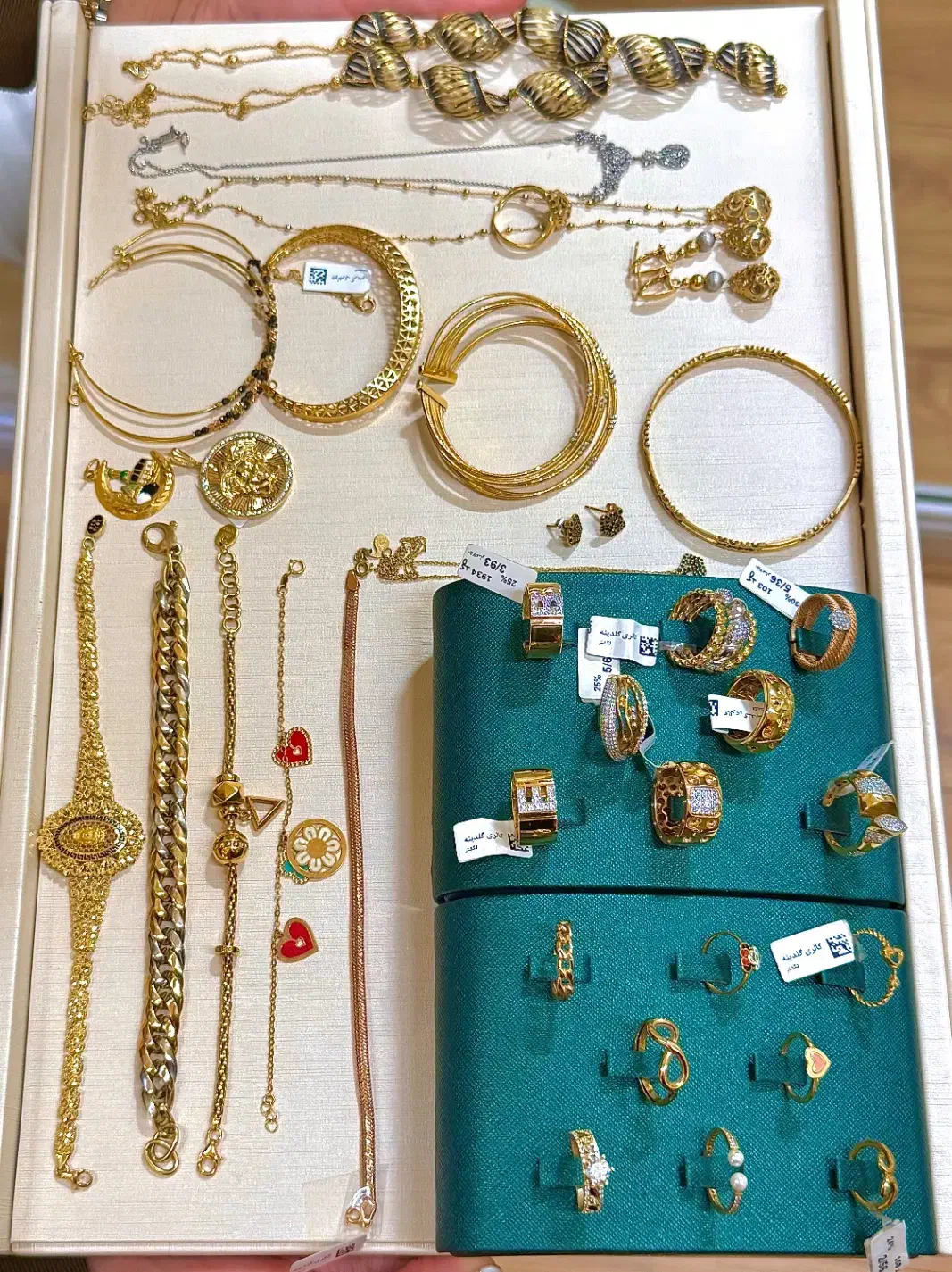 طلا نو ولی بدون اجرت،برای سرمایهگذاری،ورق بزنید|جواهرات|یزد, |دیوار