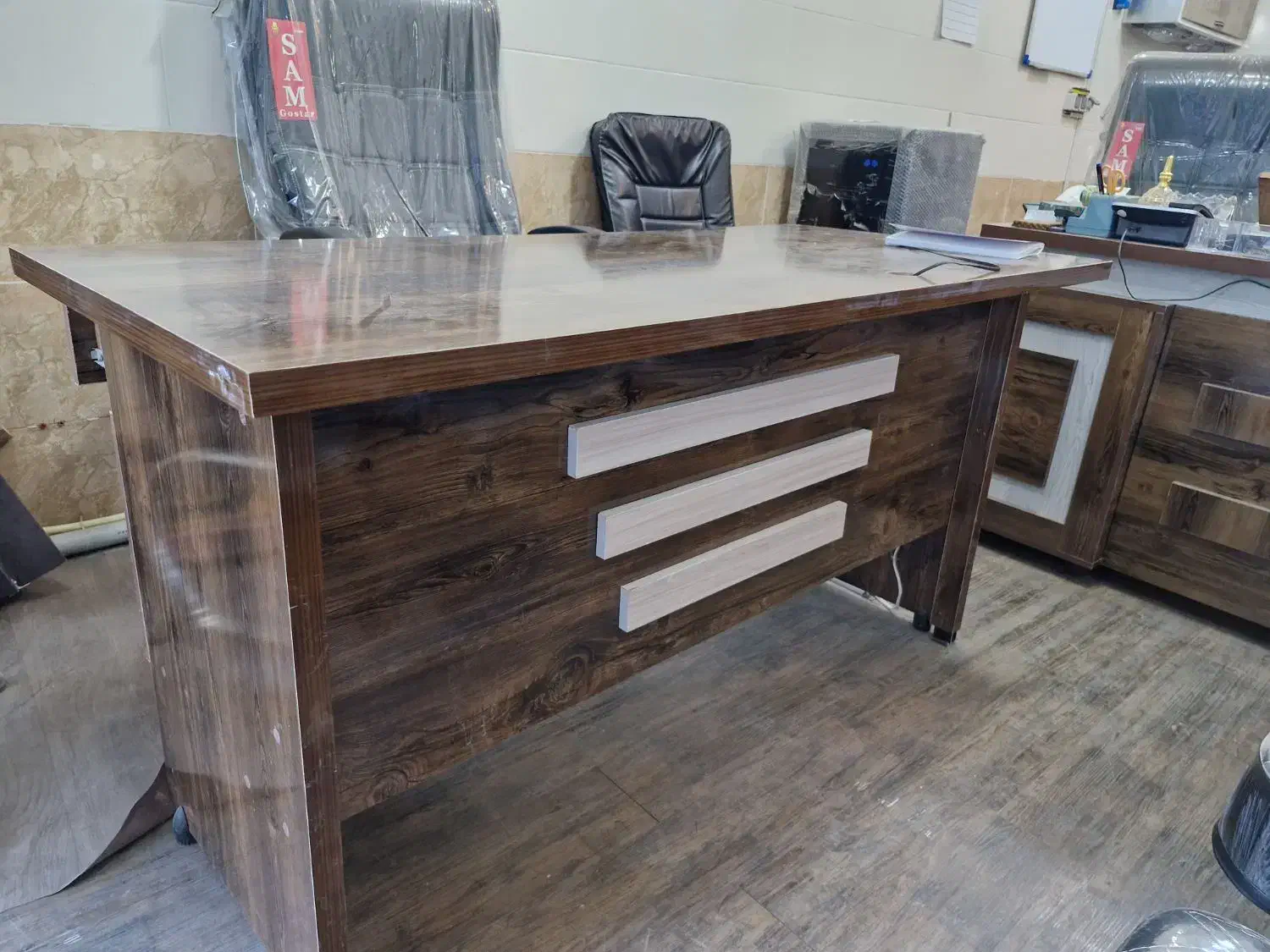 میز و صندلی اداری|دفتر کار|بجنورد, |دیوار