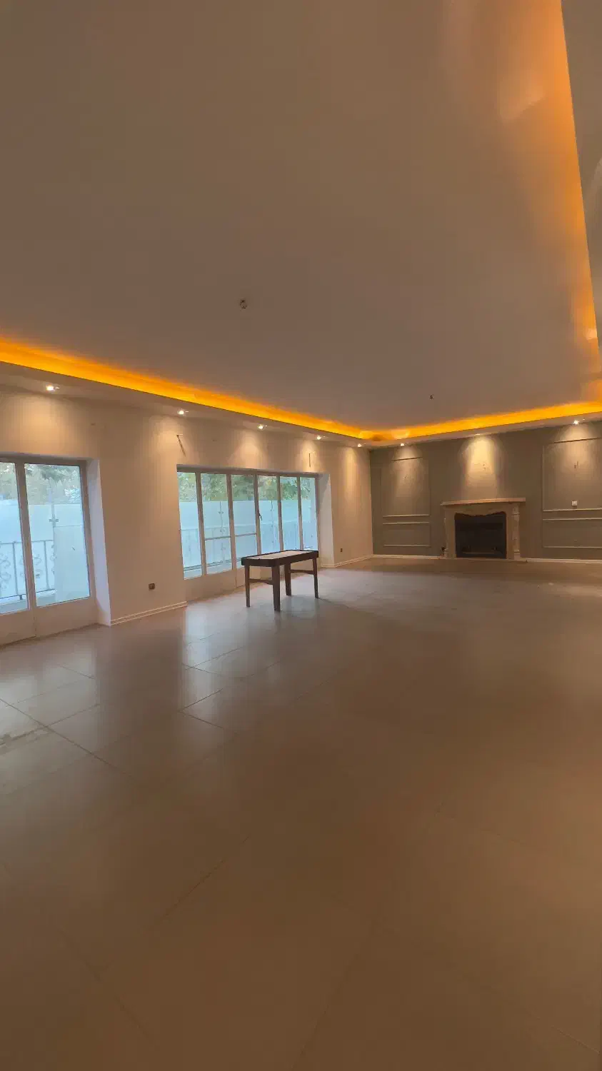 ۲۲۰ متر دربستی/ ۶۰ متر سوییت/روف/ دید مشجر|اجارهٔ خانه و ویلا|تهران, زعفرانیه|دیوار