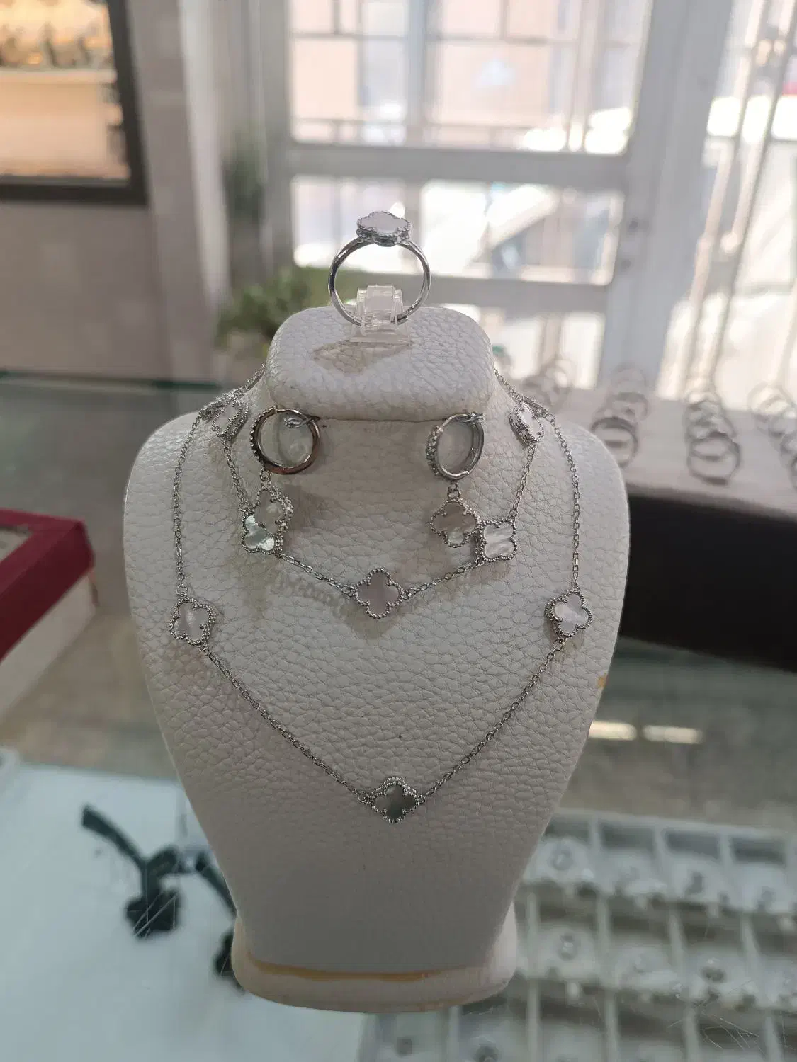 ونکلیف / سرویس / نقره / روز زن / روز مادر|جواهرات|یزد, |دیوار