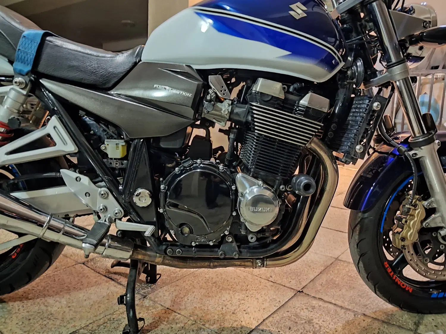 سوزوکیgsx1400|موتورسیکلت|تهران, لاله زار|دیوار