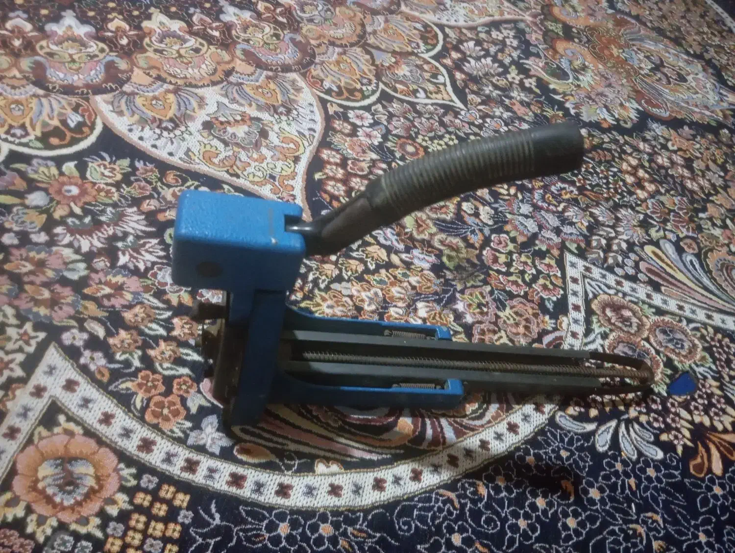 دستگاه منگنه|ابزارآلات|جیرفت, |دیوار