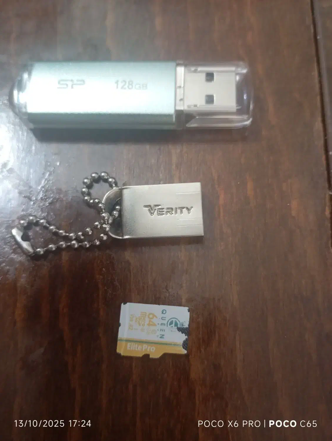 فلش 64 گیگ و فلش124 گیگ|لوازم جانبی موبایل و تبلت|شیراز, شهرک قمشه|دیوار