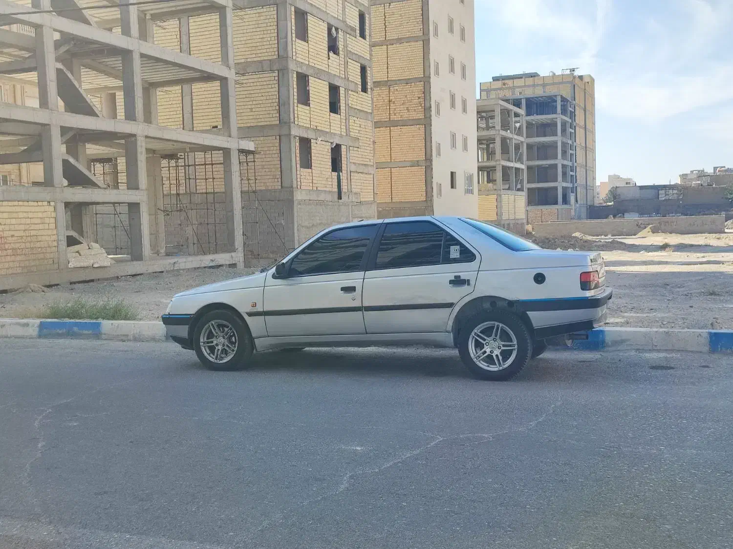 405 مدل90 لوازمی|خودرو سواری و وانت|رباط‌کریم, رباط‌کریم|دیوار