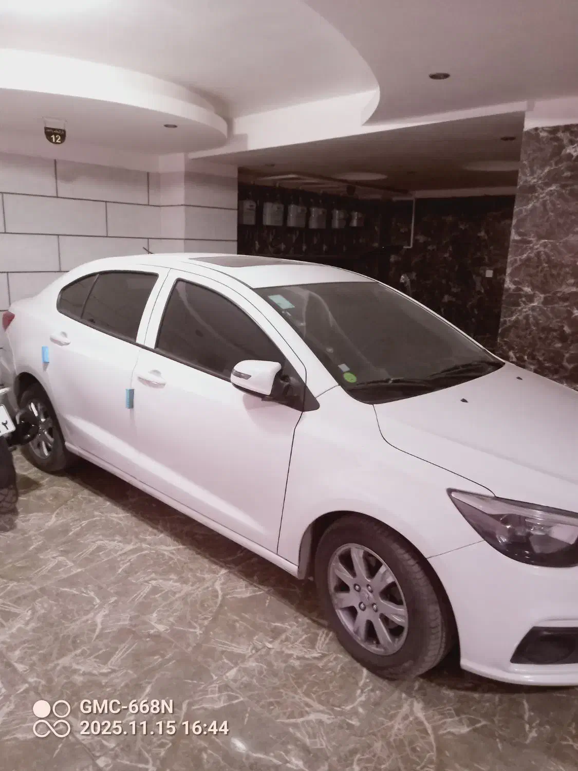 شاهین g ۴۰۲ سانروف|خودرو سواری و وانت|بروجرد, |دیوار