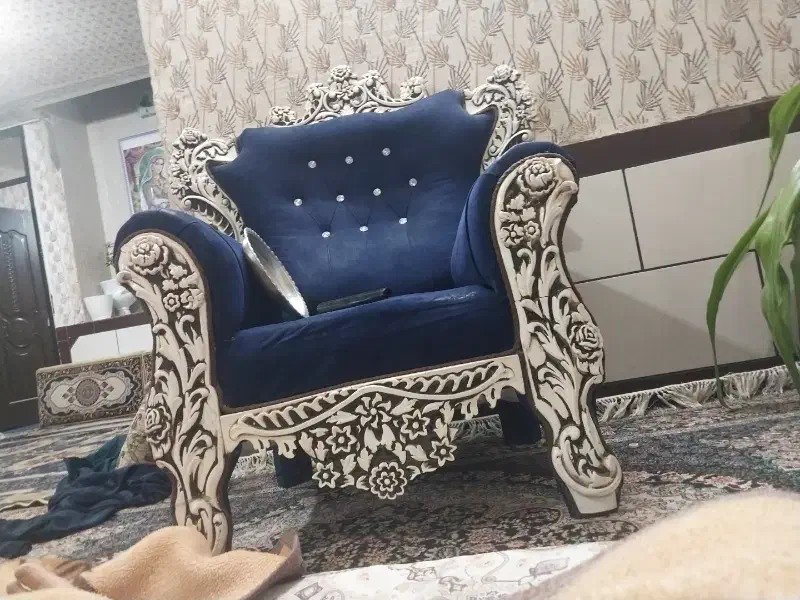 مبل ۷ نفره صحیح و سالم|مبلمان خانگی و میز عسلی|کازرون, |دیوار