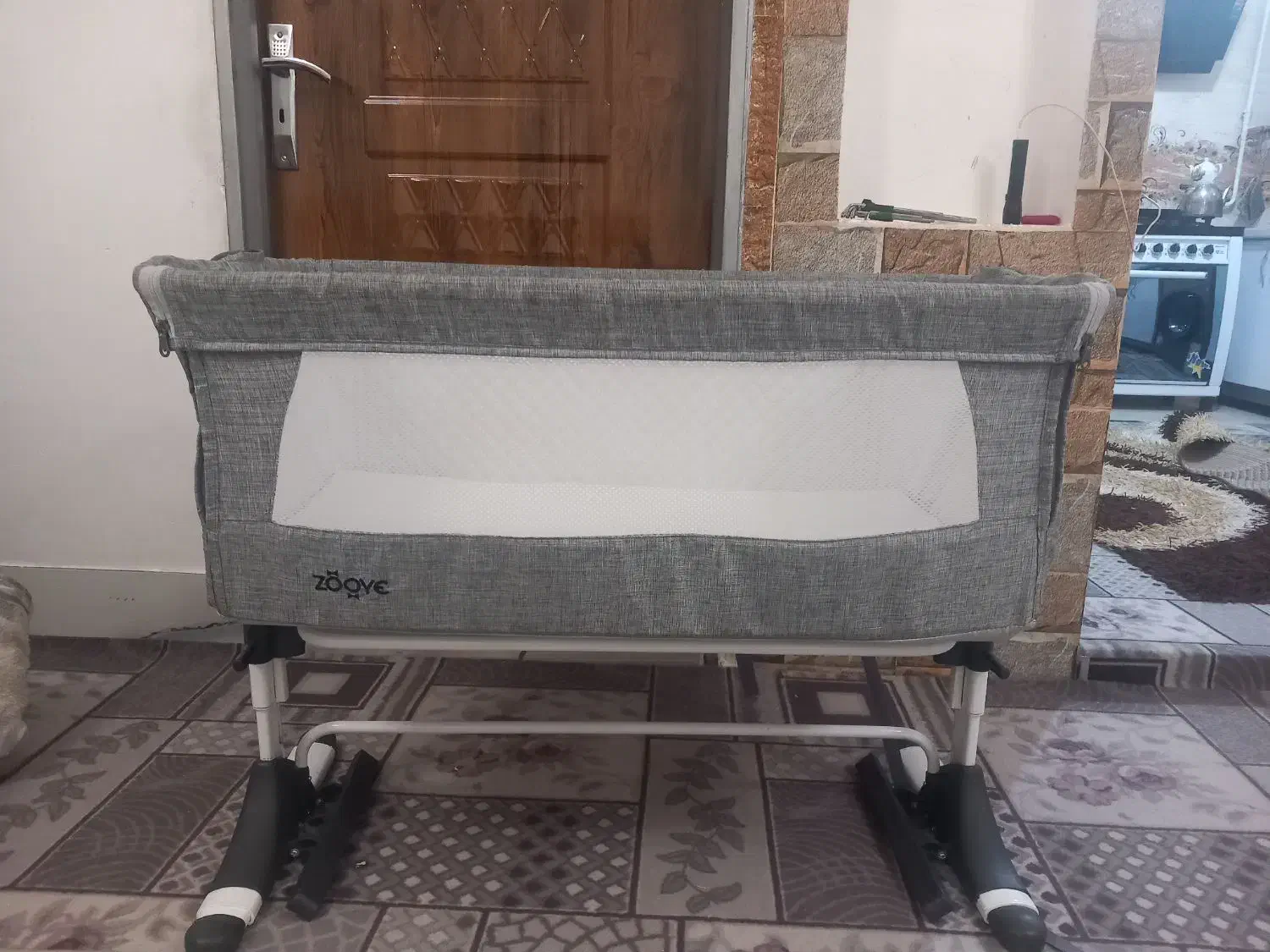 تخت نوزاد|تخت و صندلی بچه|صائین قلعه, |دیوار