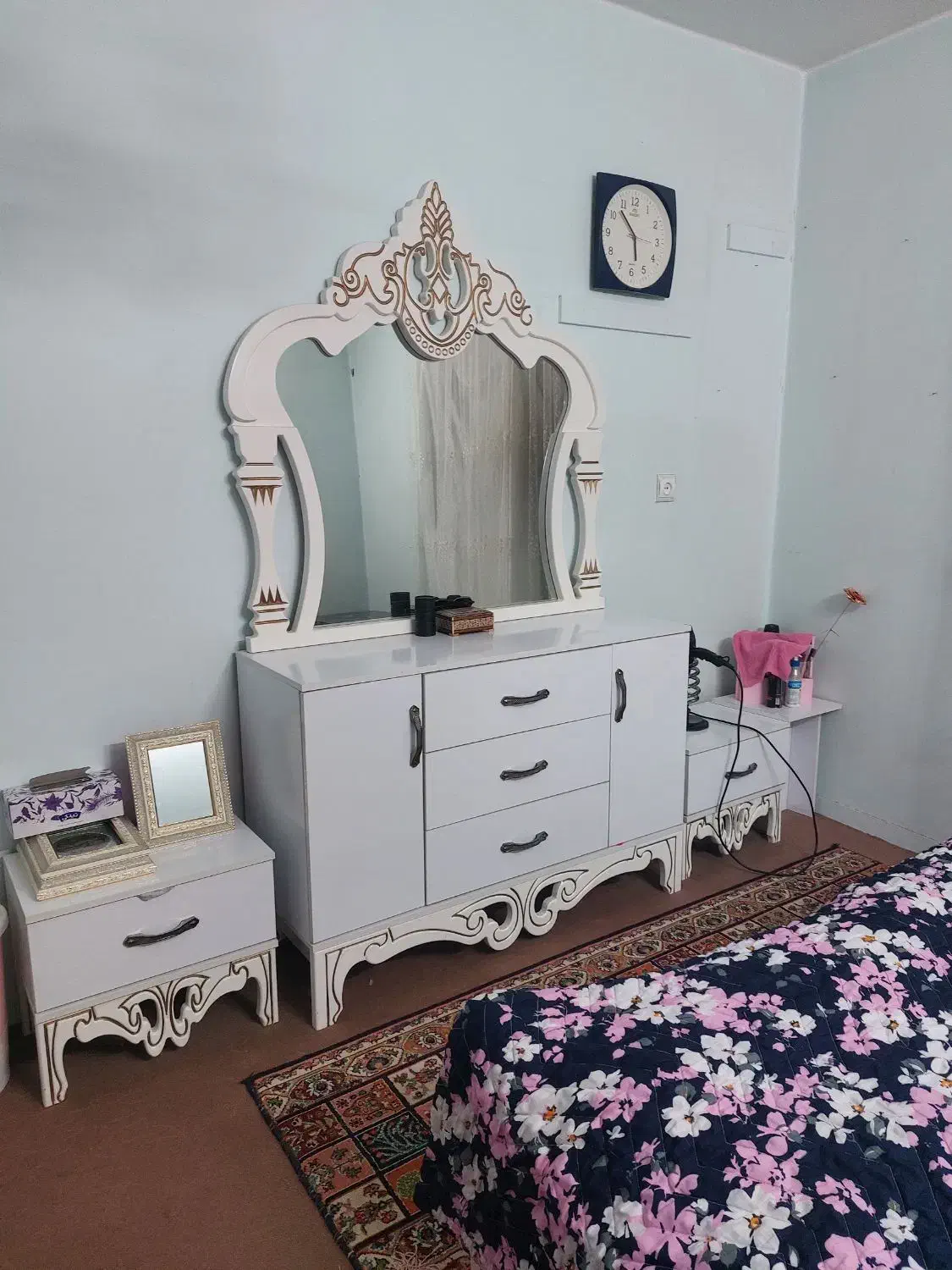 سرویس خواب در حد نو با تشک 15 م|تخت و سرویس خواب|کرمان, |دیوار