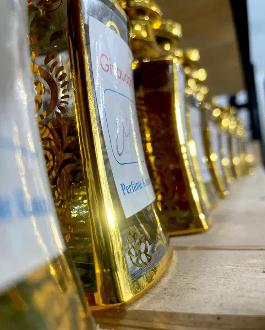 اسانس|آرایشی، بهداشتی، درمانی|یاسوج, |دیوار