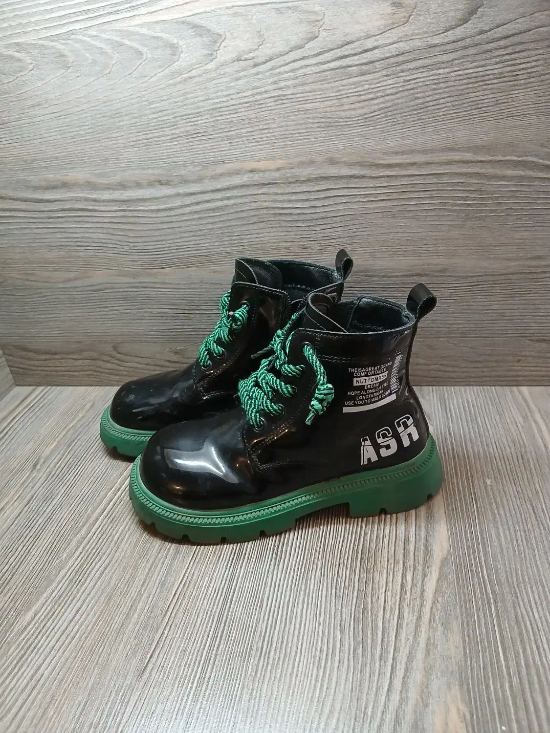 کتونی وکفش بچگانه|کفش و لباس بچه|تهران, مینای جنوبی|دیوار