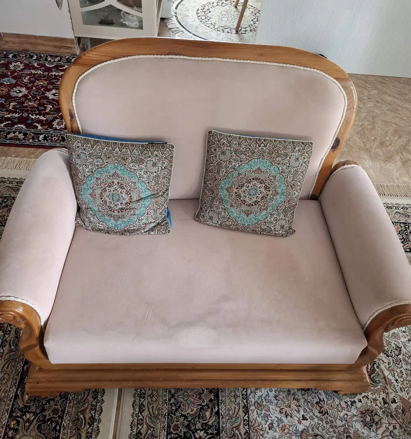 مبل چوبی|مبلمان خانگی و میز عسلی|لاهیجان, امیرشهید|دیوار