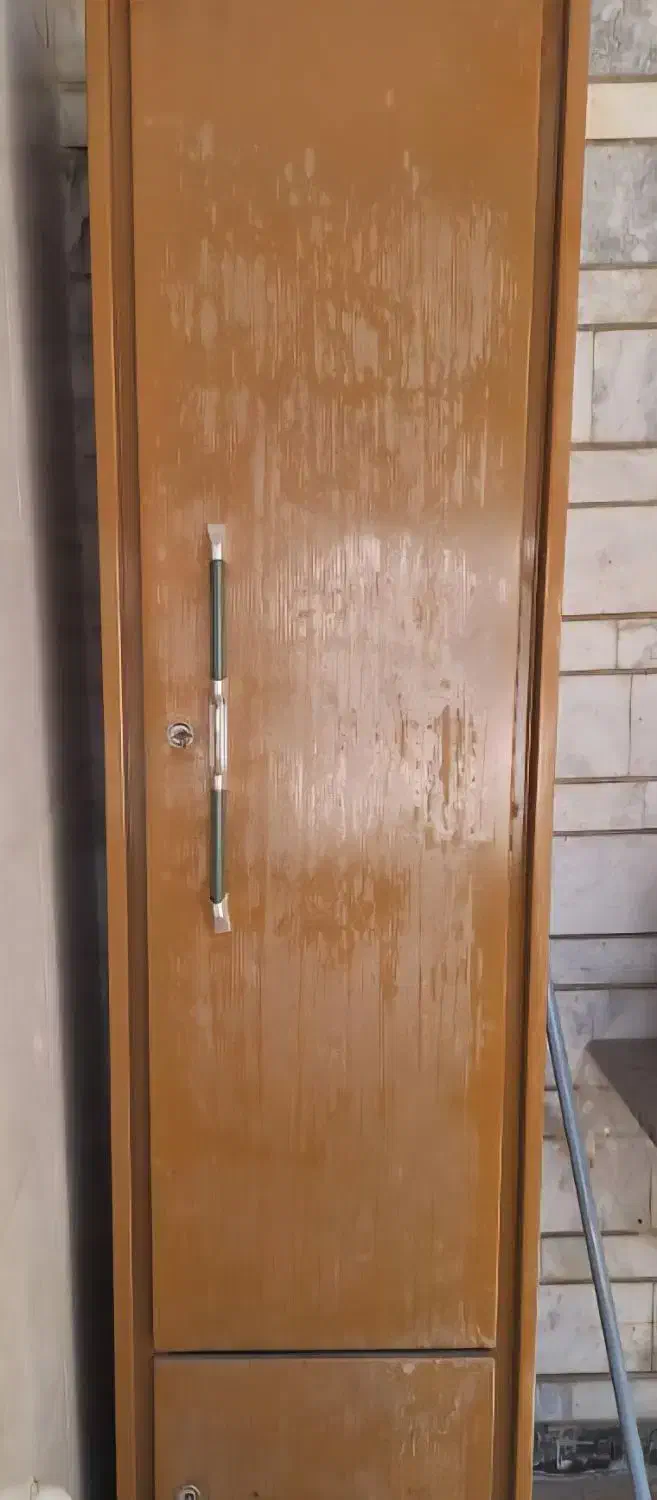 کمداهنی|جاکفشی، کمد، دراور|شیراز, صاحب الزمان|دیوار