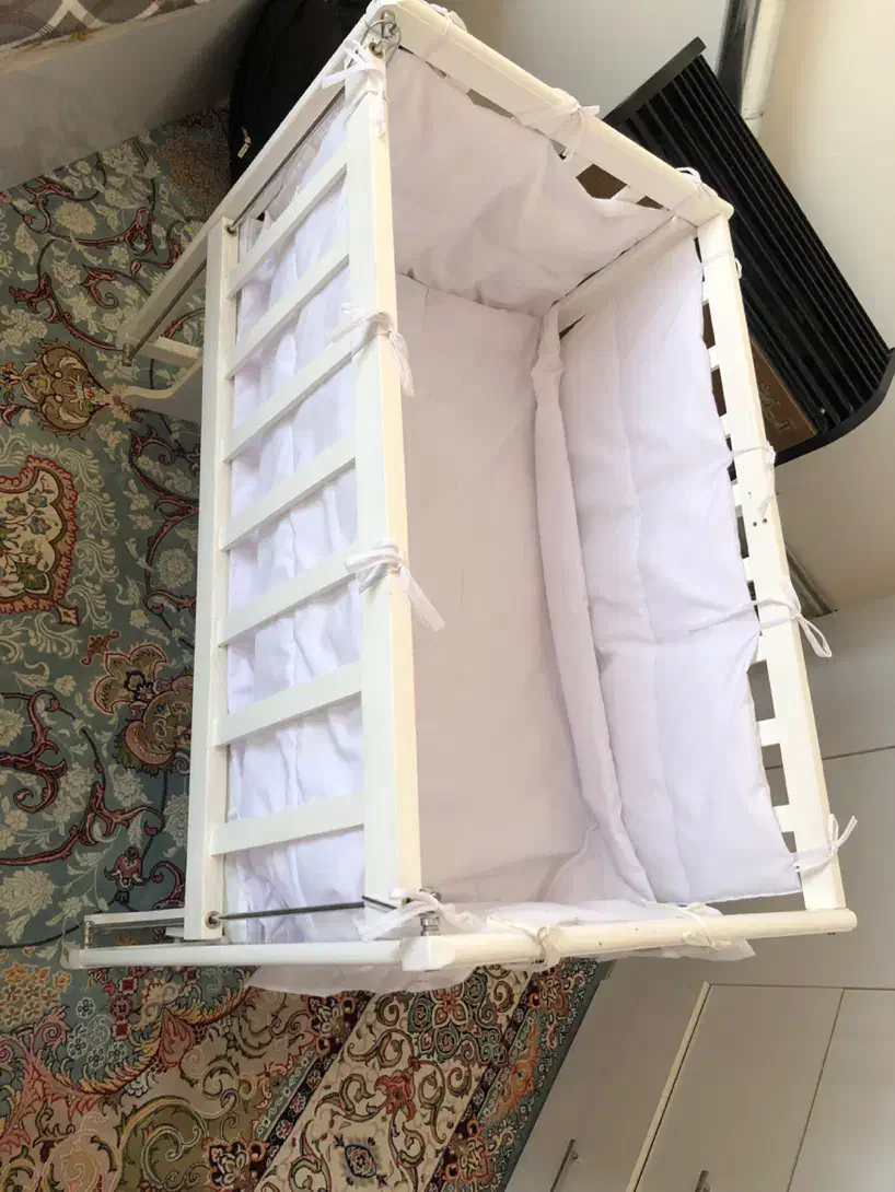 گهواره نوزاد تا یکسالگی|تخت و صندلی بچه|مهاباد (آذربایجان غربی), |دیوار