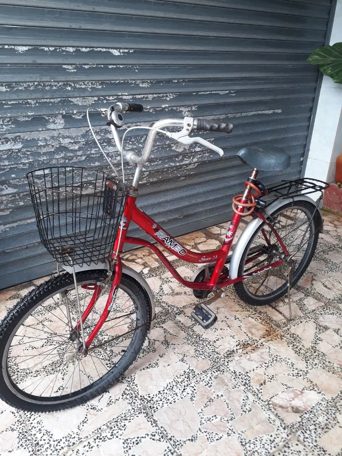 فروش دوچرخه رامبو بزرگسالان|دوچرخه، اسکیت، اسکوتر|بندر انزلی, میان پشته|دیوار