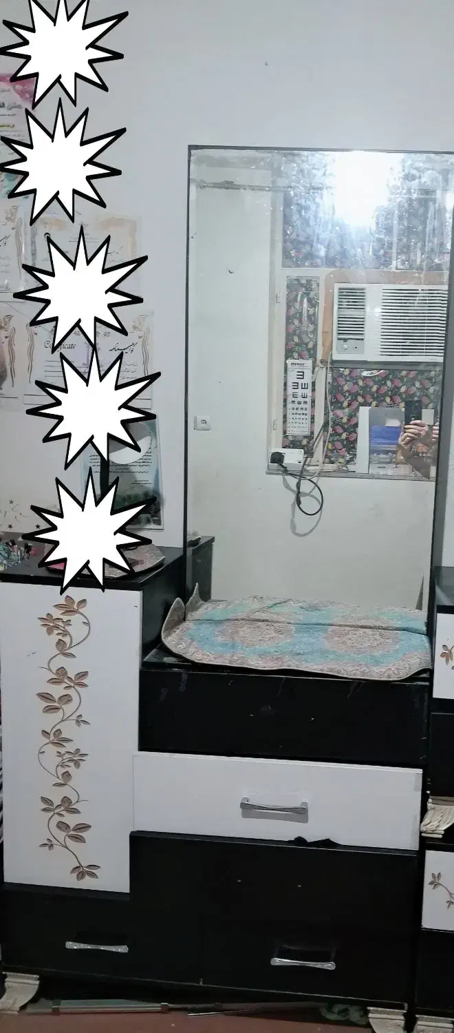 میز ارایشی  کارکرده فقط ی کشو نیاز به تعمیر داره|مبلمان خانگی و میز عسلی|مسجد سلیمان, |دیوار