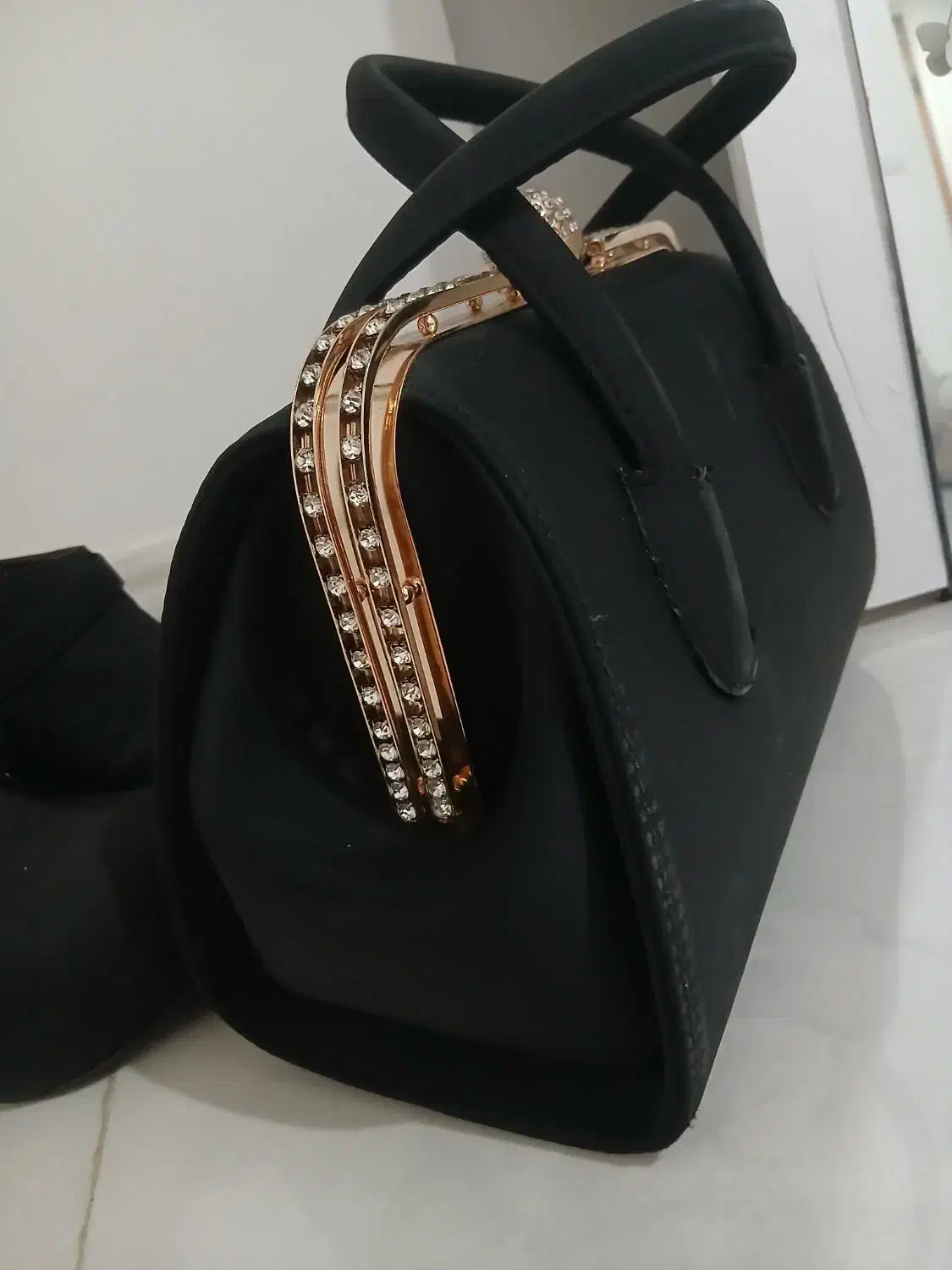 کیف و کفش|کیف، کفش، کمربند|پاکدشت, پاکدشت (مامازند)|دیوار