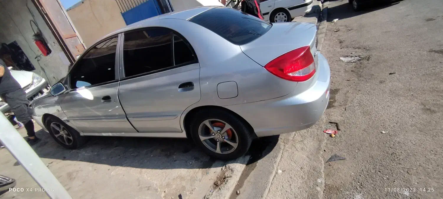 ریو ۸۵|خودرو سواری و وانت|شیراز, رکن‌آباد|دیوار