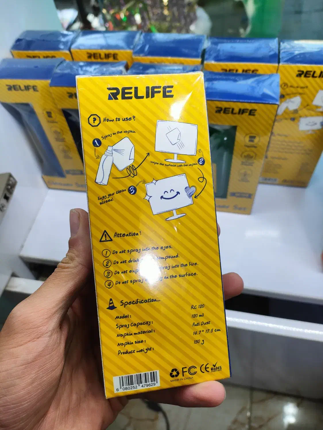 اسپری و دستمال تمیز کننده|لوازم جانبی موبایل و تبلت|سنندج, |دیوار