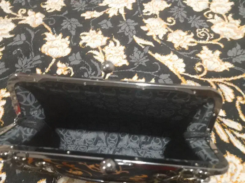 کیف بیرون|کیف، کفش، کمربند|داراب, |دیوار