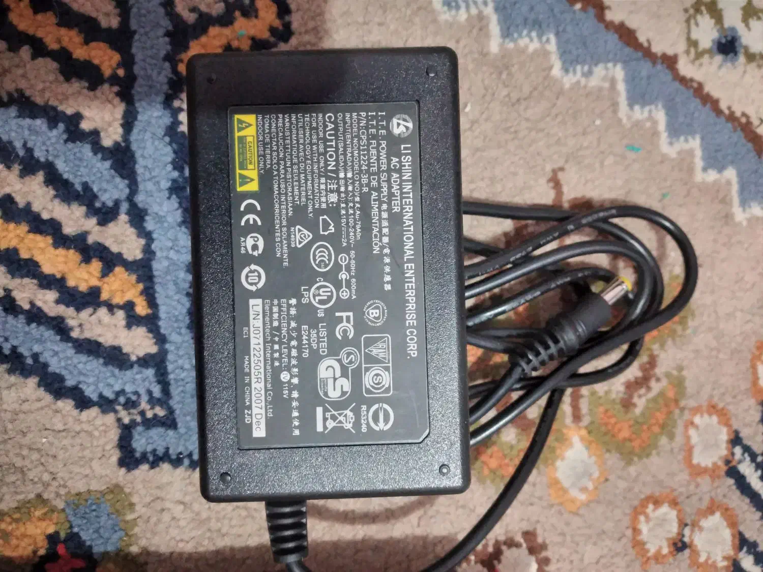 آدابتور 15v|قطعات و لوازم جانبی رایانه|اصفهان, رسالت|دیوار