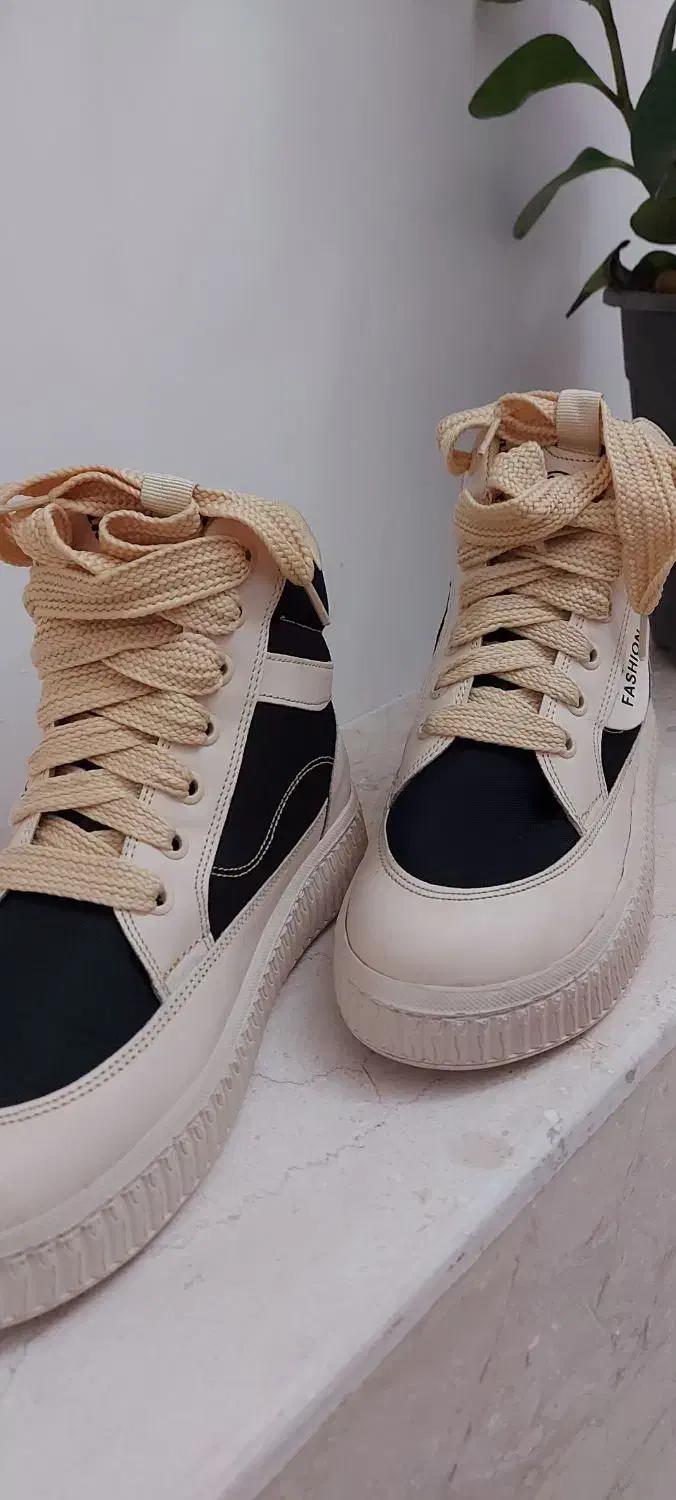 کتانی ساقدار نو ۵۰۰ تومن سایز ۴۰|کیف، کفش، کمربند|لاهیجان, امیرشهید|دیوار