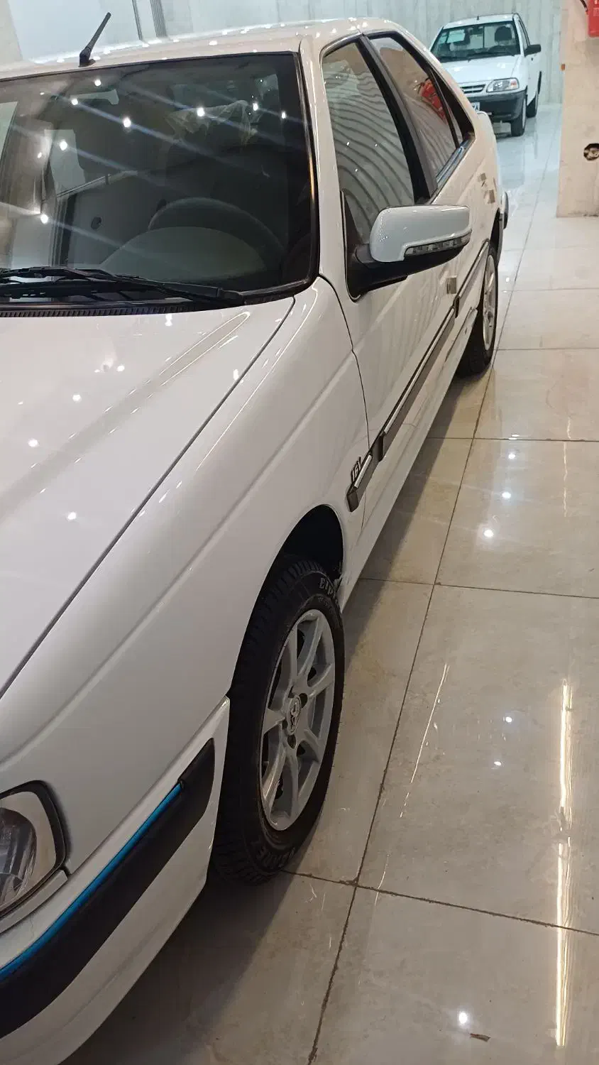 پژوپارس سال سفارشی بی زنگ شاسی پلمپ ۲۷کارواقعی|خودرو سواری و وانت|هشتگرد, شهرک ولیعصر (مصلی)|دیوار