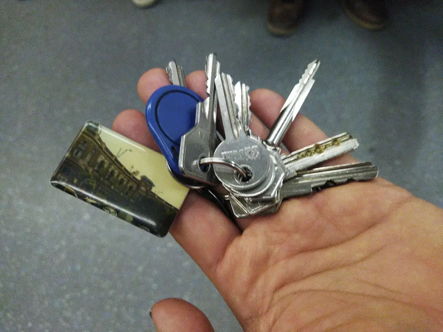 کلید پیدا شده|اشیا|تهران, فردوس|دیوار