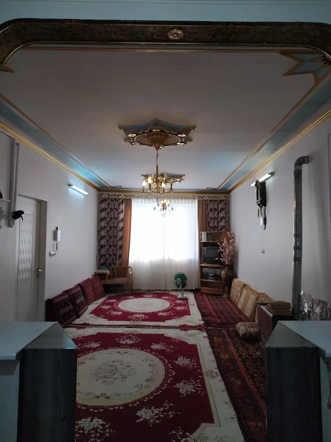 آپارتمان 80متری|اجارهٔ کوتاه‌مدت آپارتمان و سوئیت|بروجرد, |دیوار