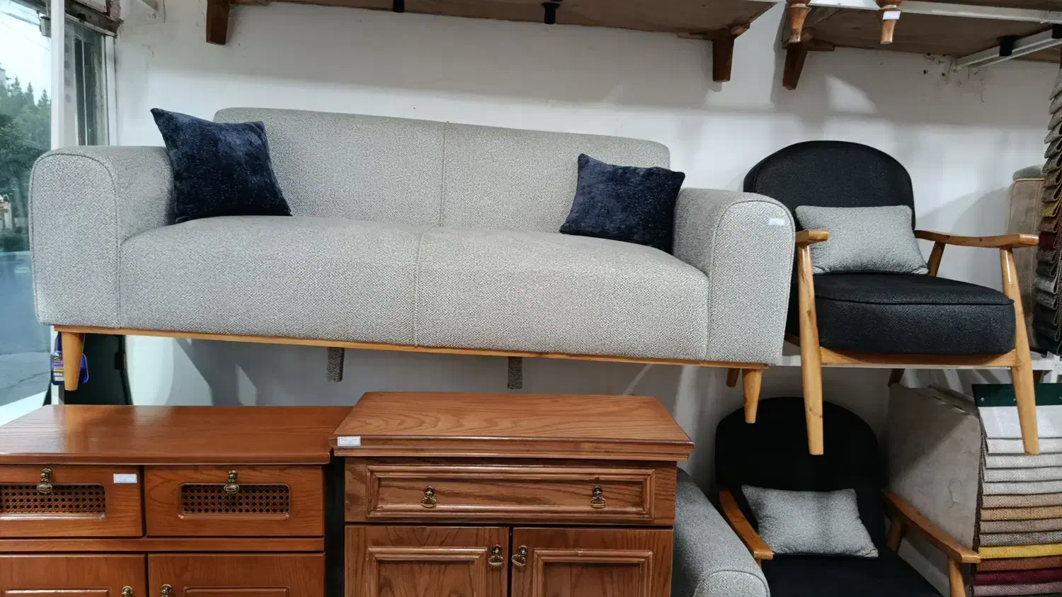 مبل های شرکتی درجه با قیمتهای باورنکردنی|مبلمان خانگی و میز عسلی|تربت جام, والفجر|دیوار