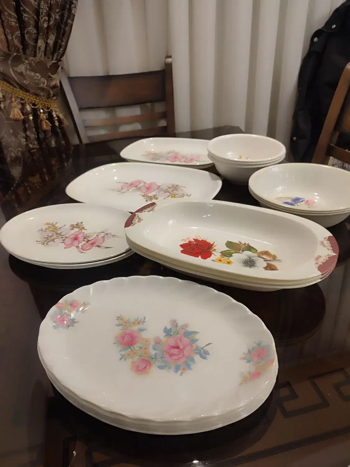 ظروف|ظروف سرو و پذیرایی|مشهد, شهرآرا|دیوار