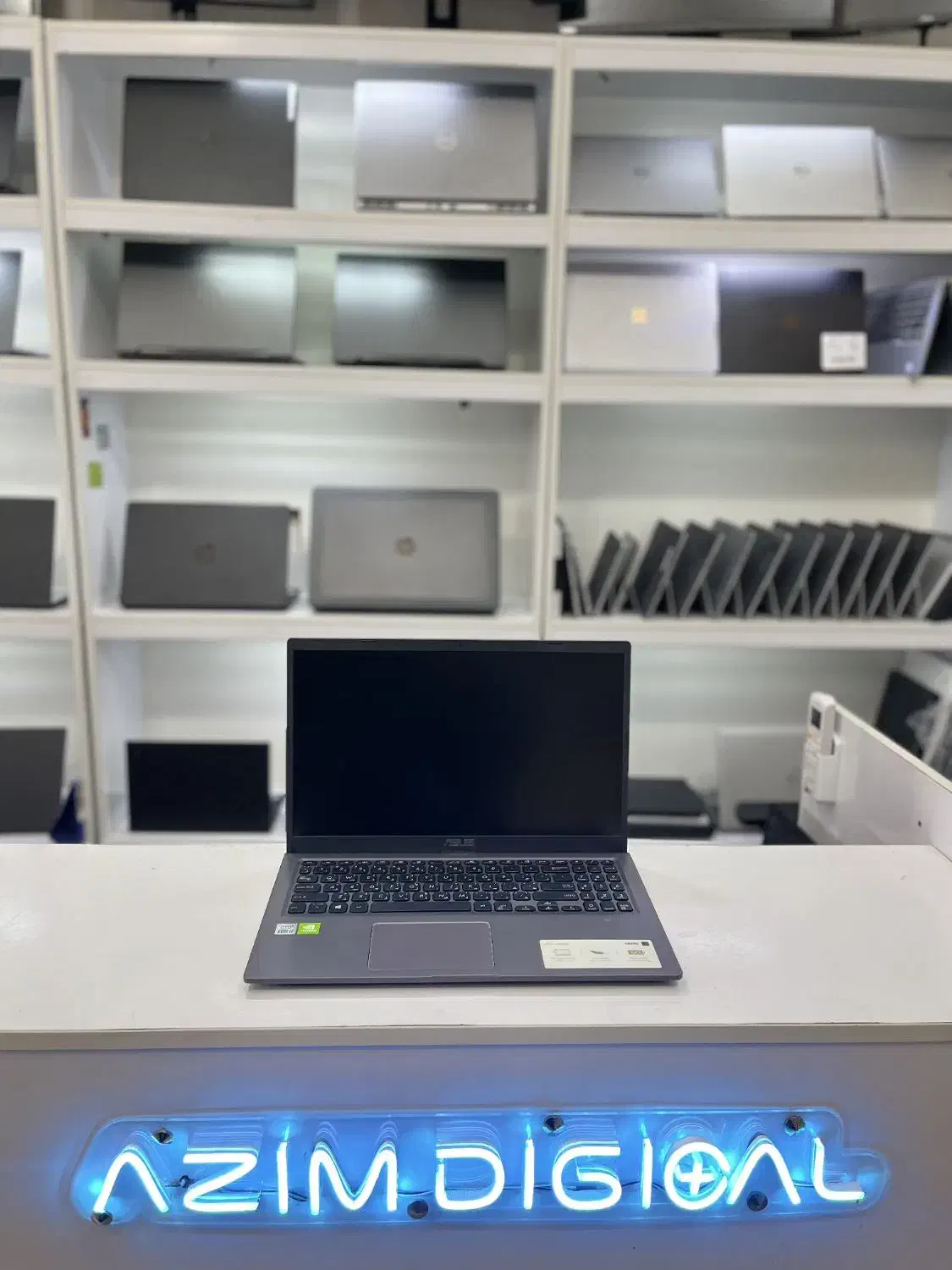 asus vivobook i7 گرافیک مجزا ۲گیگ  مهندسی|رایانه همراه|رشت, دیلمان|دیوار