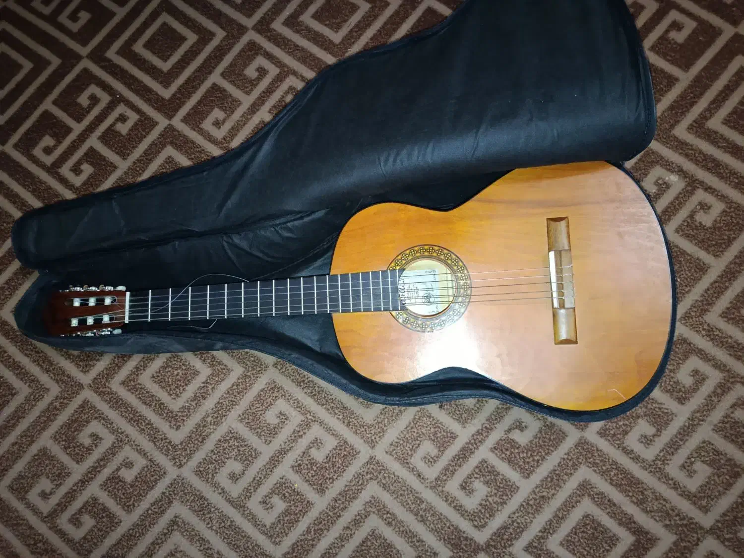 گیتار|گیتار، بیس، امپلیفایر|ایذه, |دیوار