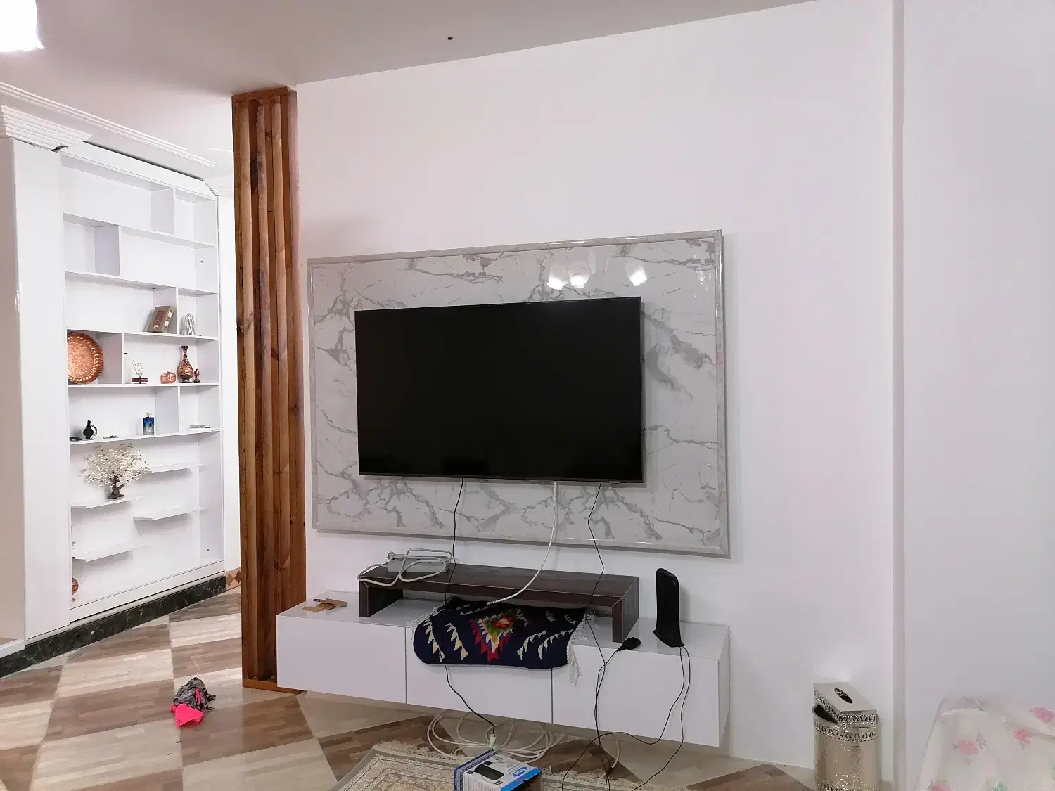 دکوراسیون داخلی (کاغذدیواری. دیوار TV.بین کابینتی)|خدمات پیشه و مهارت|بم, |دیوار