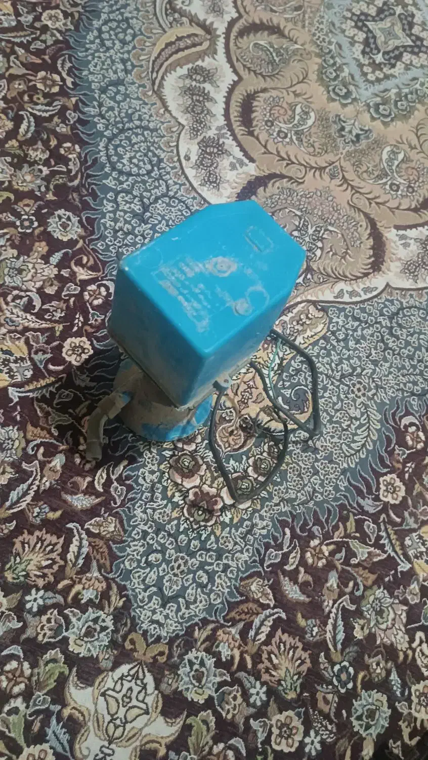 یک موتور کولر آبی و یک پمپ آبی|کولر آبی|بمپور, |دیوار