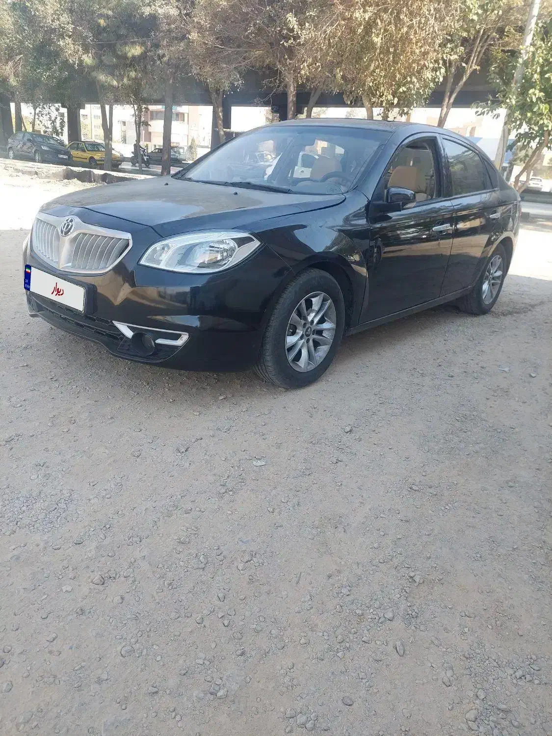 برلیانس H330 اتوماتیک 1500cc، مدل ۱۳۹۶|خودرو سواری و وانت|اصفهان, بابوکان جنوبی|دیوار