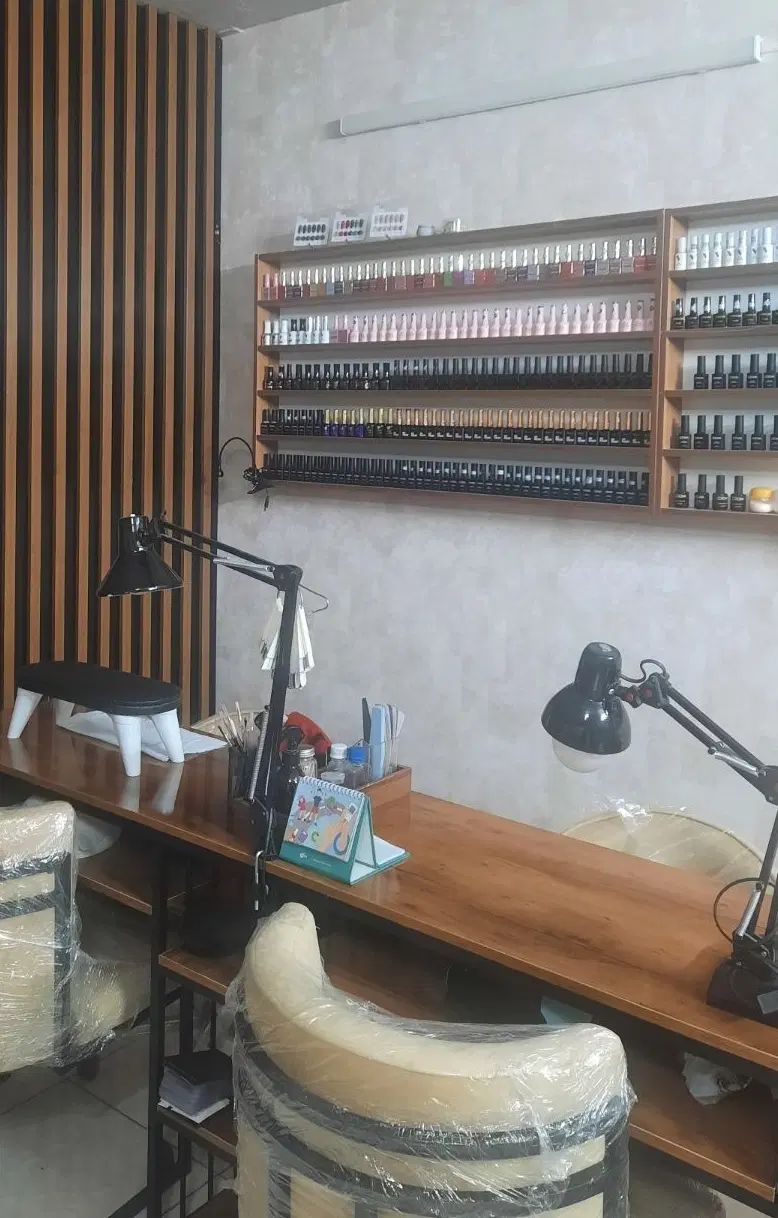 ناخنکار حرفه ای ، اجاره میز ناخن|استخدام درمانی، زیبایی، بهداشتی|تهران, شهرک ولیعصر جنوبی|دیوار