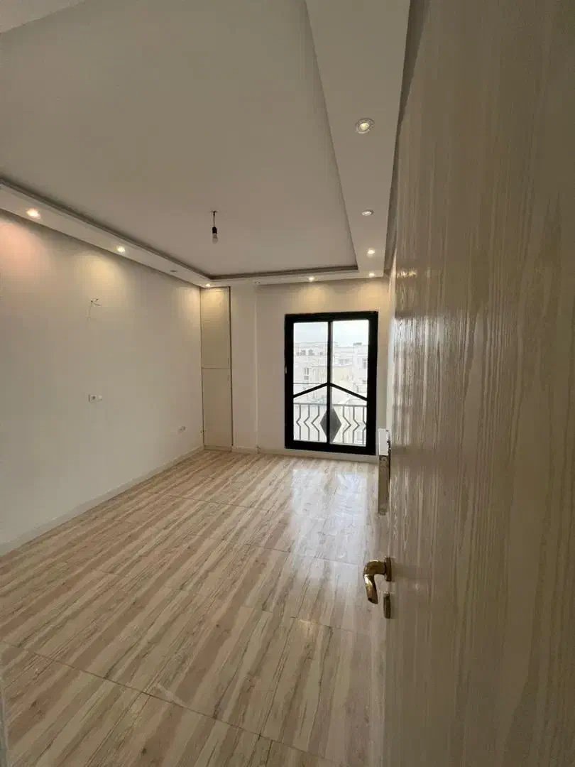 فرشته/۲۰۰متر/۳خواب/فول بازسازی/۲پارکینگ