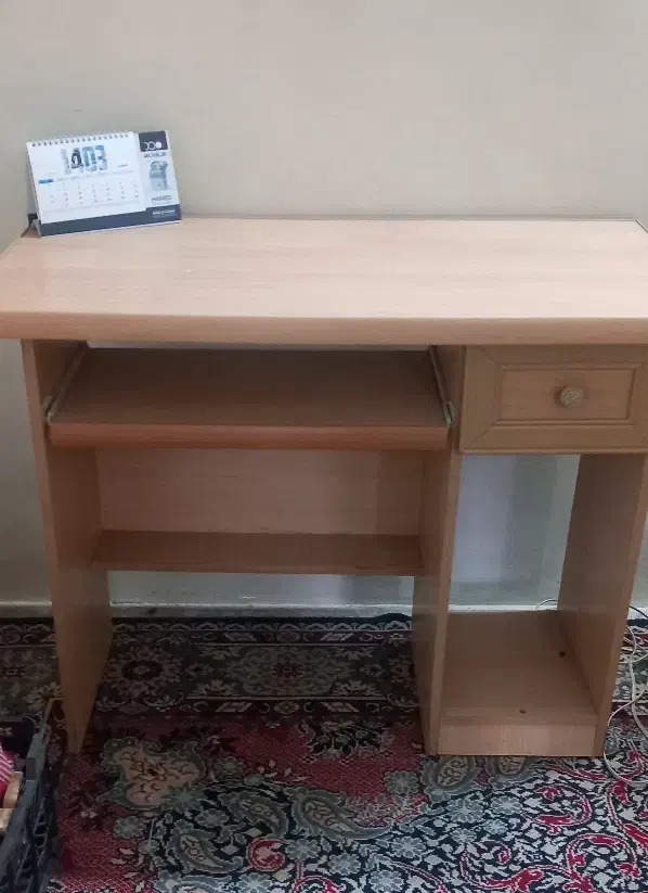 میز کامپیوتر|میز تحریر و کامپیوتر|بروجرد, |دیوار