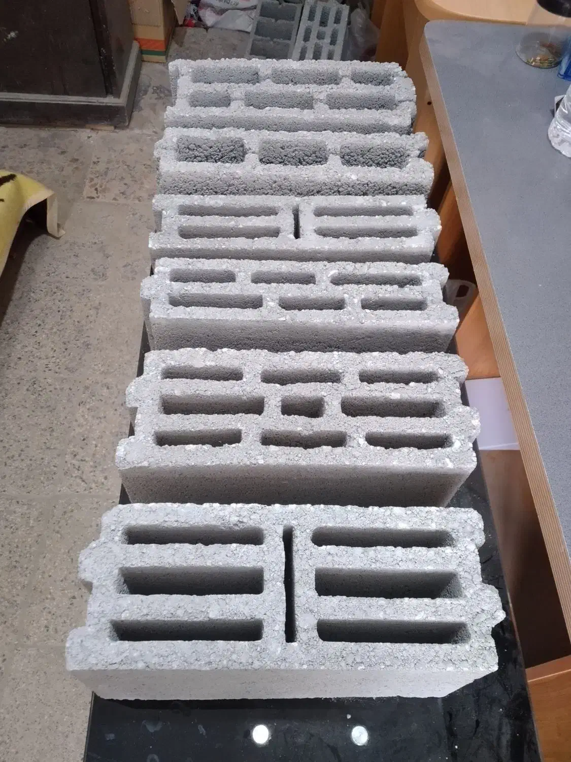 بلوک سبک سیمانی سبک با استاندارد|مصالح و تجهیزات ساختمان|اراک, |دیوار