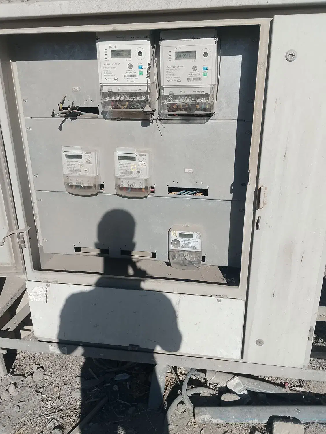 سیم کشی نصب ماینر*عیب یابی بالا رفتن قبض کنتور برق|خدمات پیشه و مهارت|مشهد, الهیه|دیوار