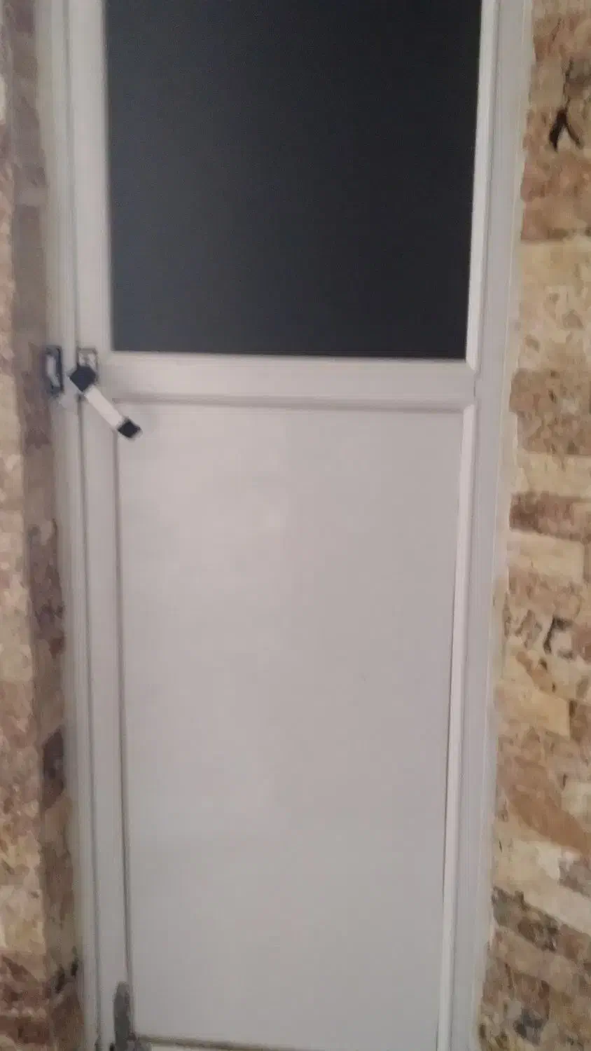 درب پنچره سالم فروشی|مصالح و تجهیزات ساختمان|تالش, هشتپر|دیوار