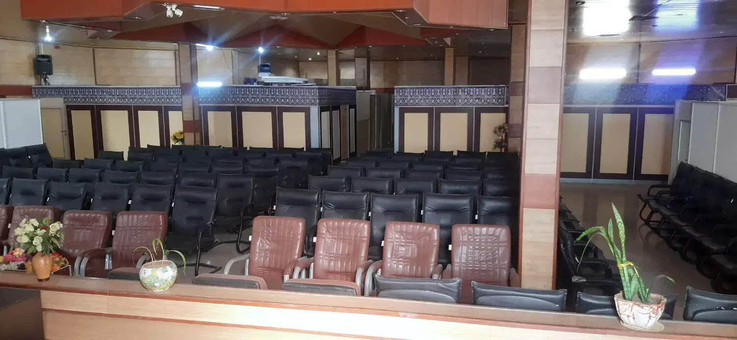 اجاره سالن همایش|اجارهٔ کوتاه‌مدت دفتر کار و فضای آموزشی|تهران, شهرک شهید باقری|دیوار